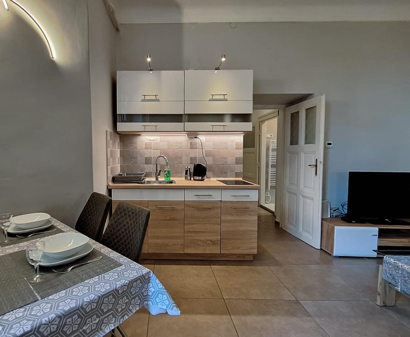 Modern Parkside Garden View Apartment Budapešť Exteriér fotografie